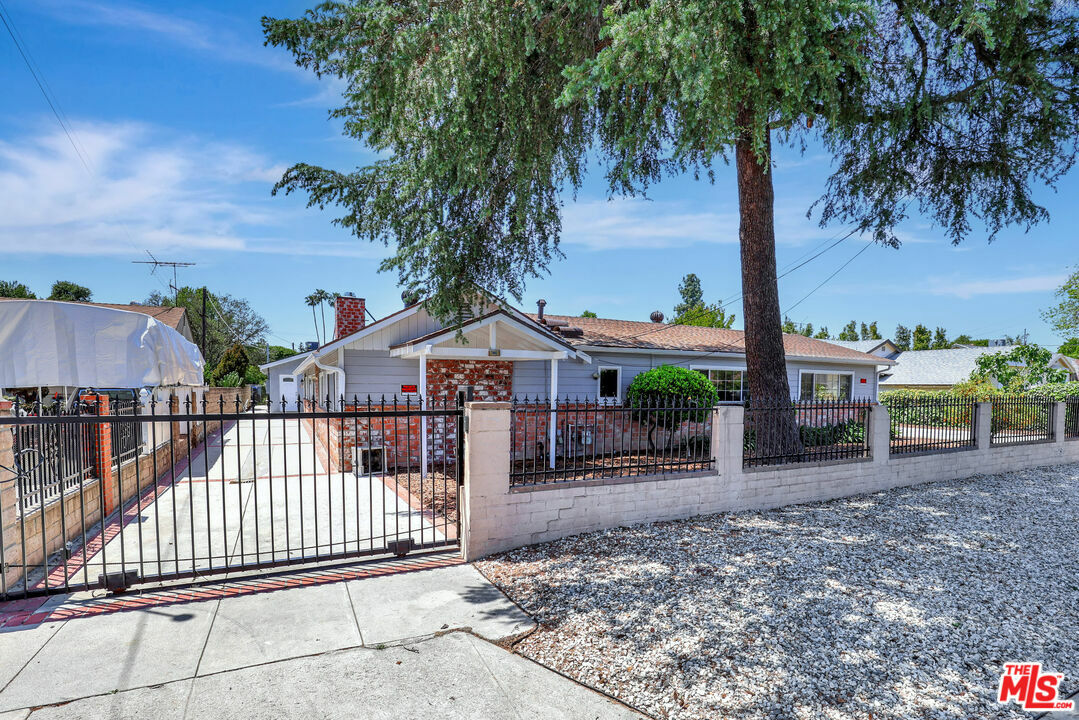 Property Photo:  7445 Balcom Ave  CA 91335 