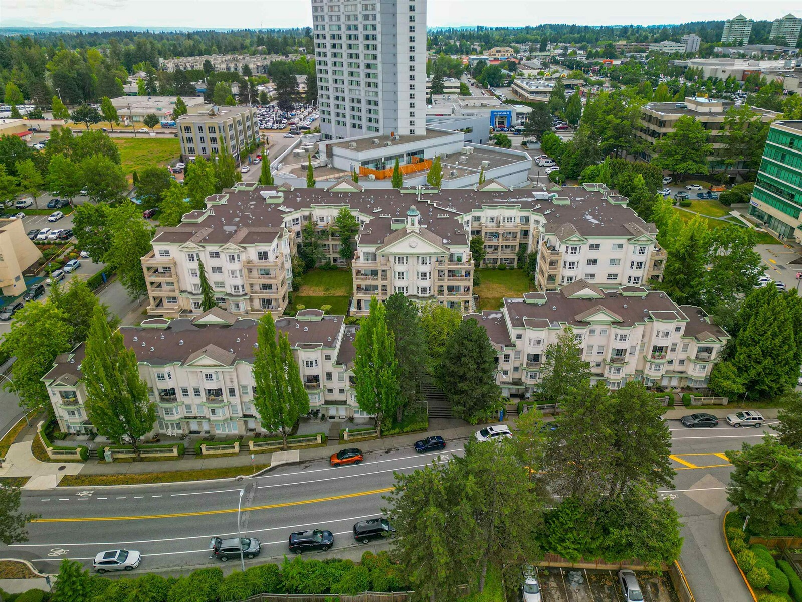 15268 105 218  Surrey BC V3R 0W8 photo