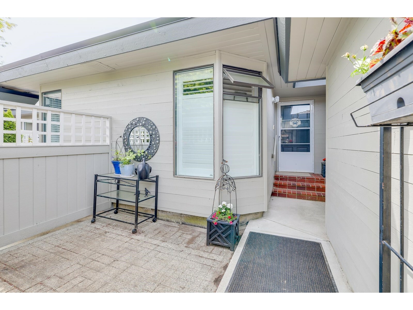 Property Photo: 14235 18A 4 BC V4A 7N8