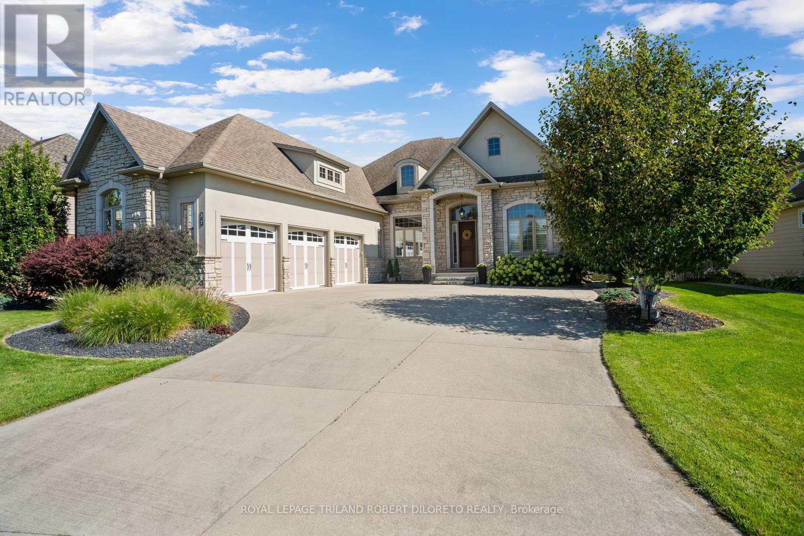 Property Photo: 37 Baron Crescent ON N0L 1R0