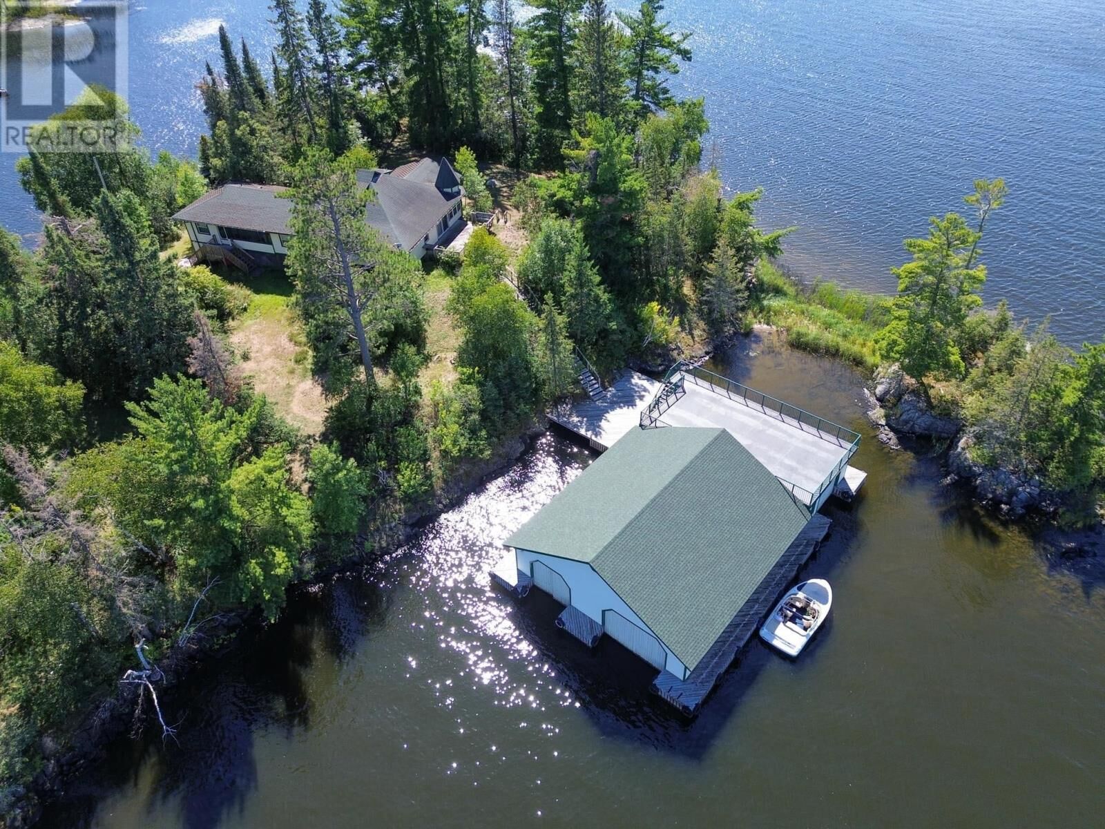 Photo de la propriété:  363P Brightwater Island, Lake Of The Woods  ON P0X 1C0 
