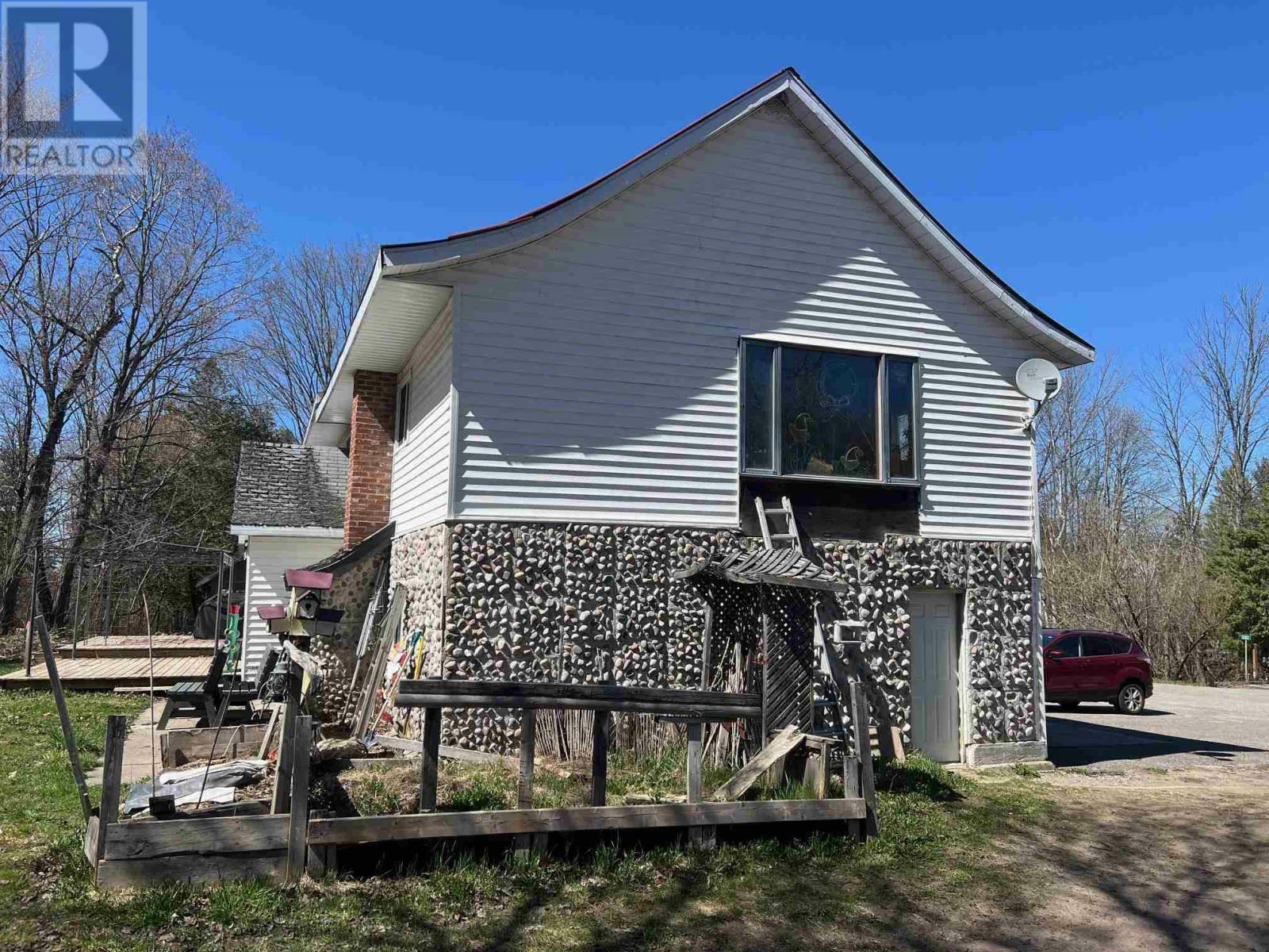 Property Photo: 1281 Spring St ON P0R 1J0