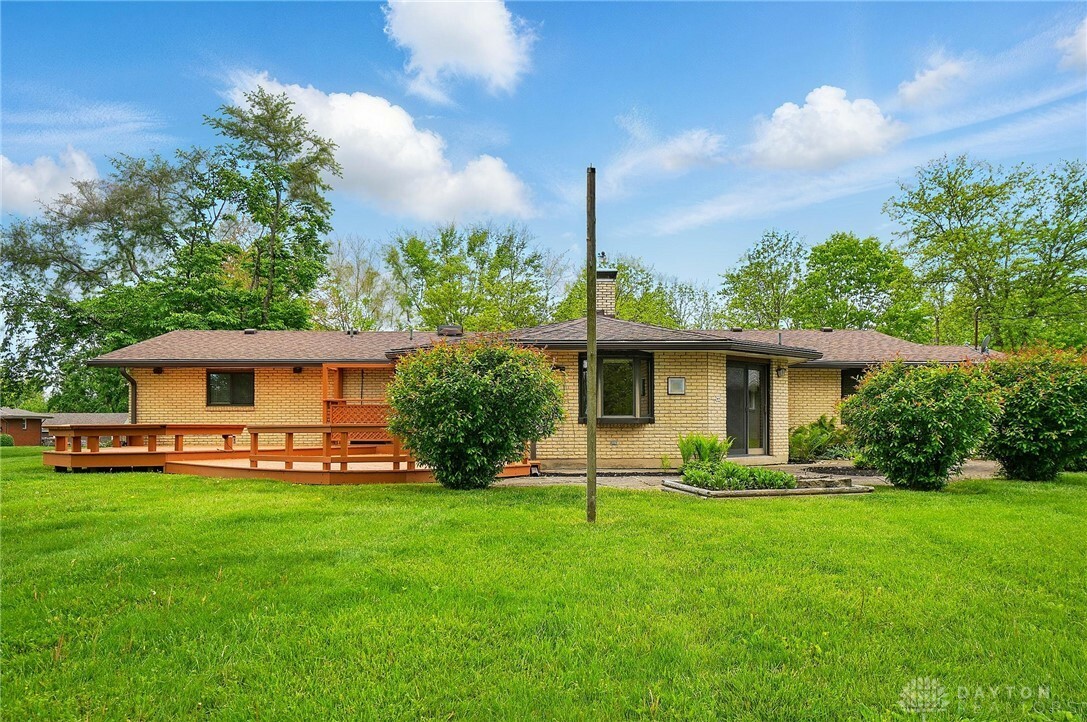 Property Photo:  2314 Pine Knott Drive  OH 45431 