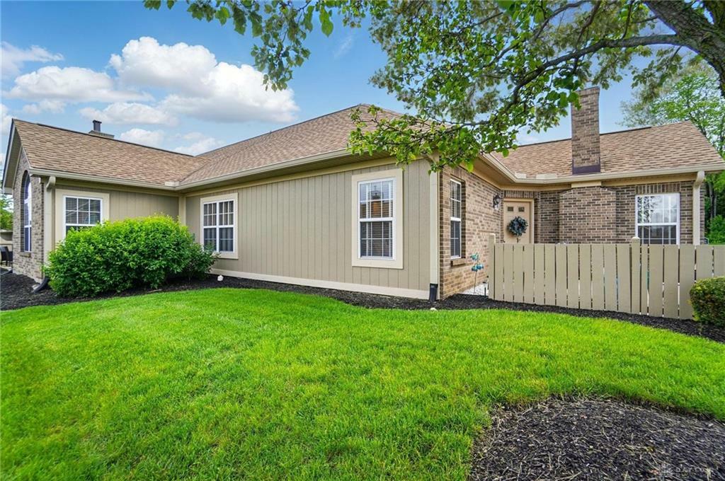 Property Photo: 2792 Austin Place 9 OH 45431