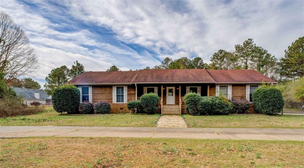 Property Photo: 5687 Highway 212 GA 30016