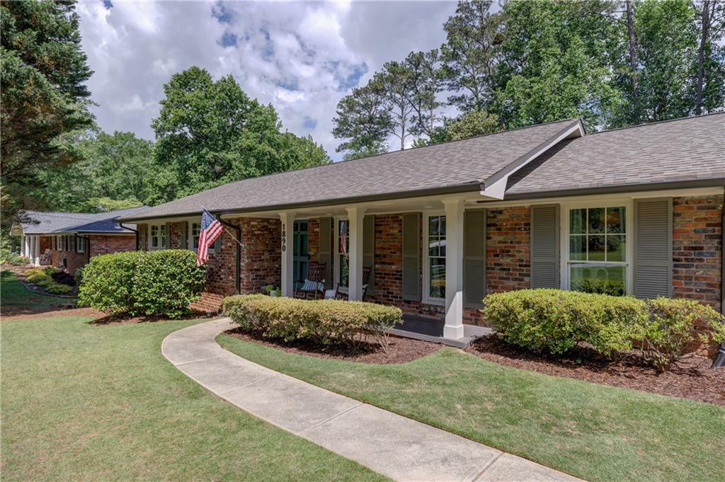 Property Photo: 1890 Silvastone Drive GA 30033