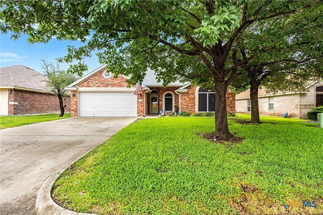 Property Photo: 1907 Merlin Drive TX 76548