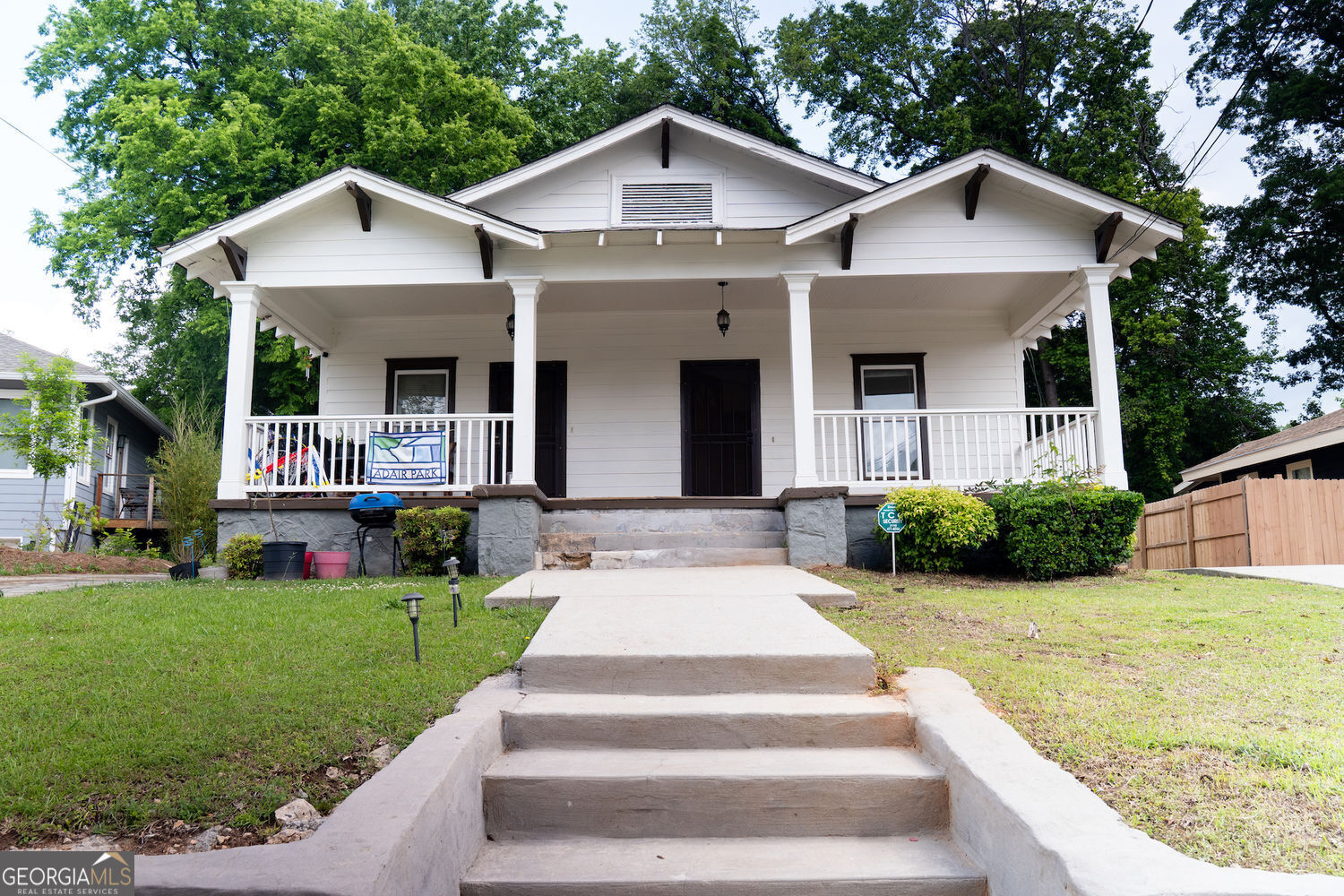 Property Photo: 825 Brookline Street SW GA 30310