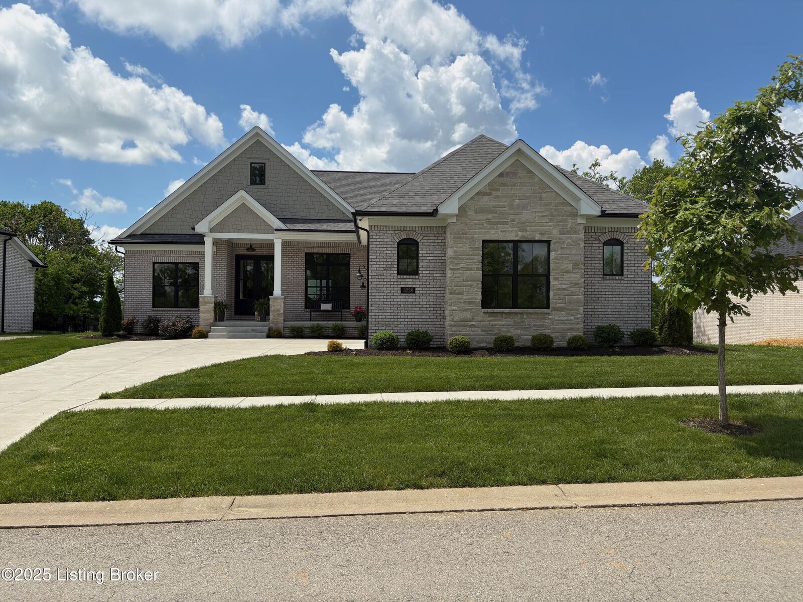 Property Photo:  3228 Catalpa Farms Dr  KY 40023 