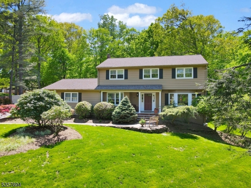 84 Chuckanutt Dr  Oakland Boro NJ 07436 photo