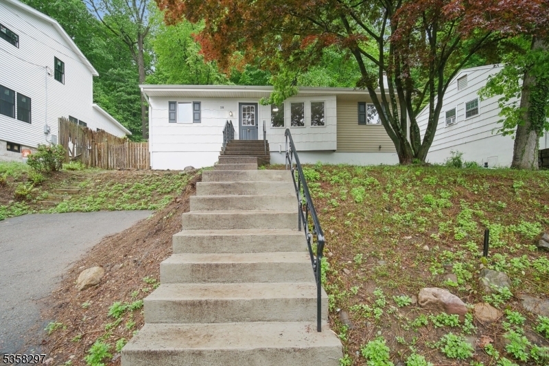 18 Valley View Dr  Rockaway Twp. NJ 07866 photo