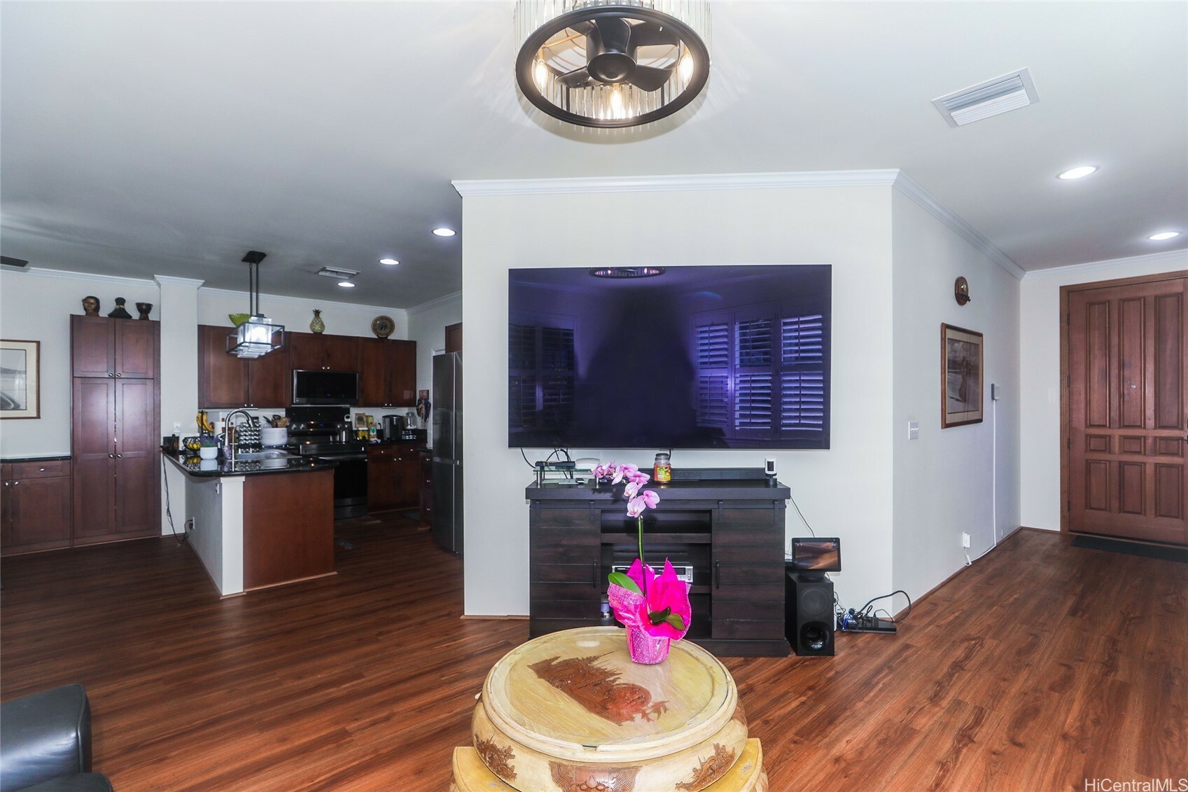 Property Photo: 91-1173 Pekau Street HI 96706