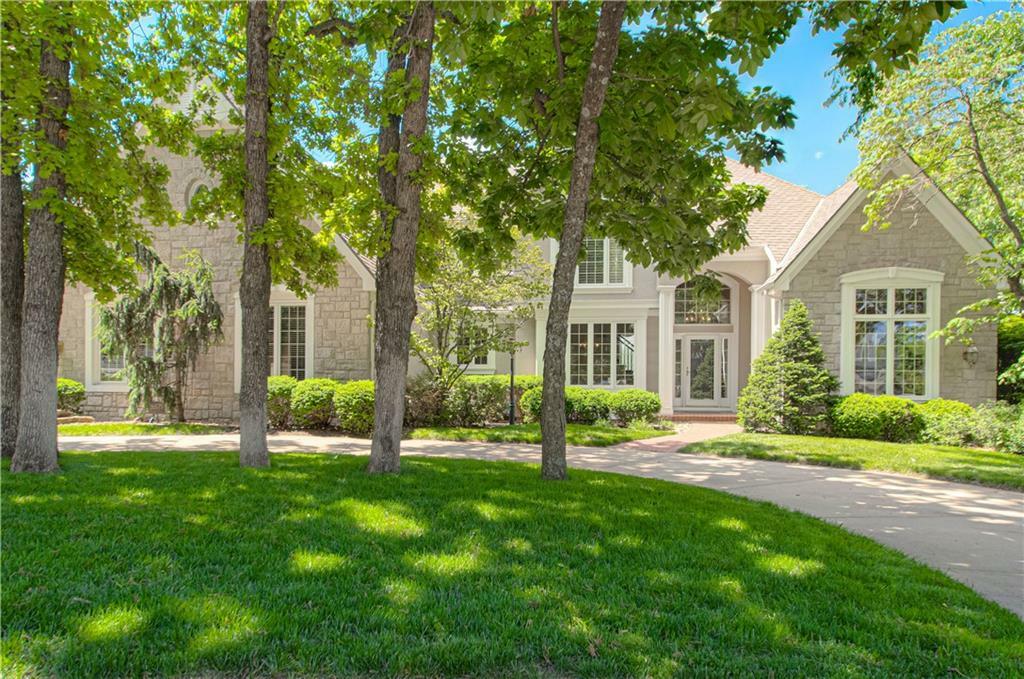 Property Photo: 26575 W 106th Terrace KS 66061