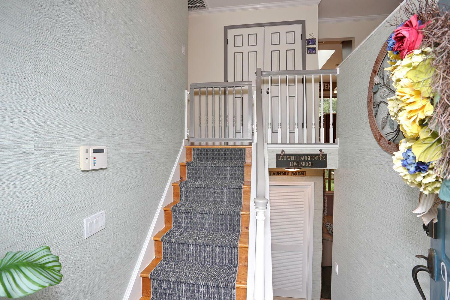 Property Photo: 78 S Lilburn Drive NY 10923