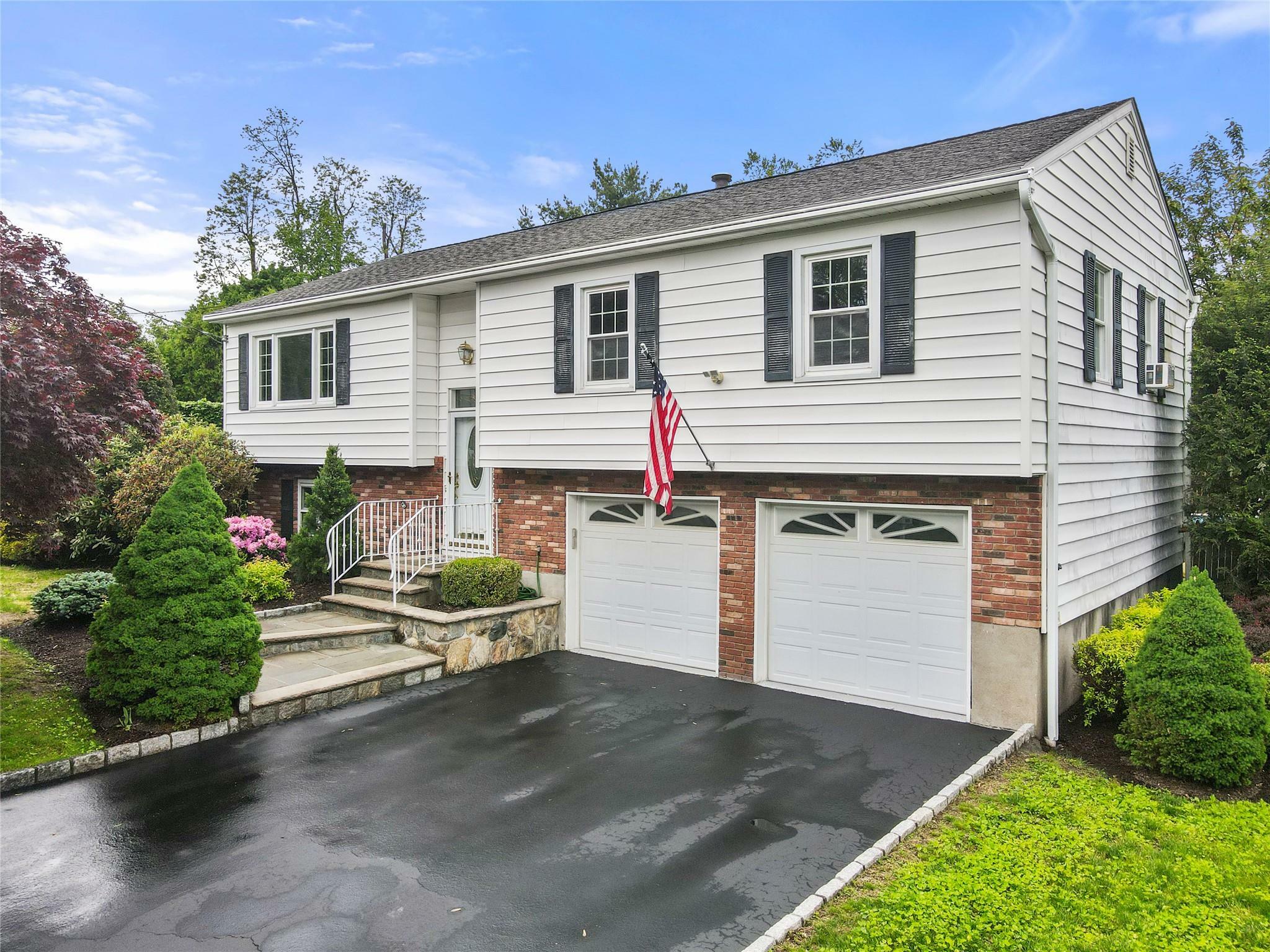 Property Photo: 804 Fox Meadow Road NY 10598