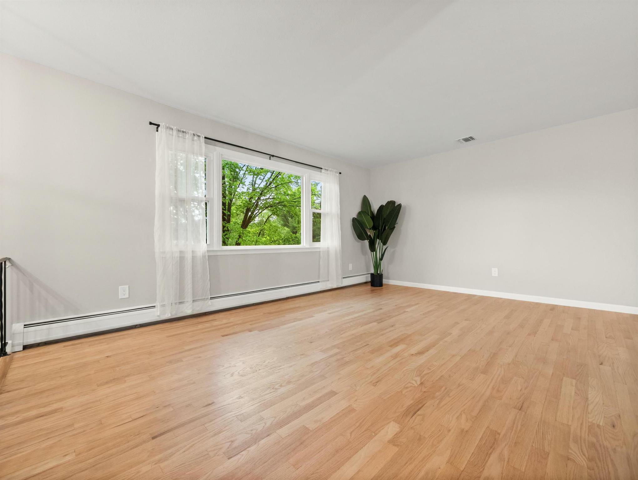 Property Photo: 31 Pennsylvania Avenue NY 10989
