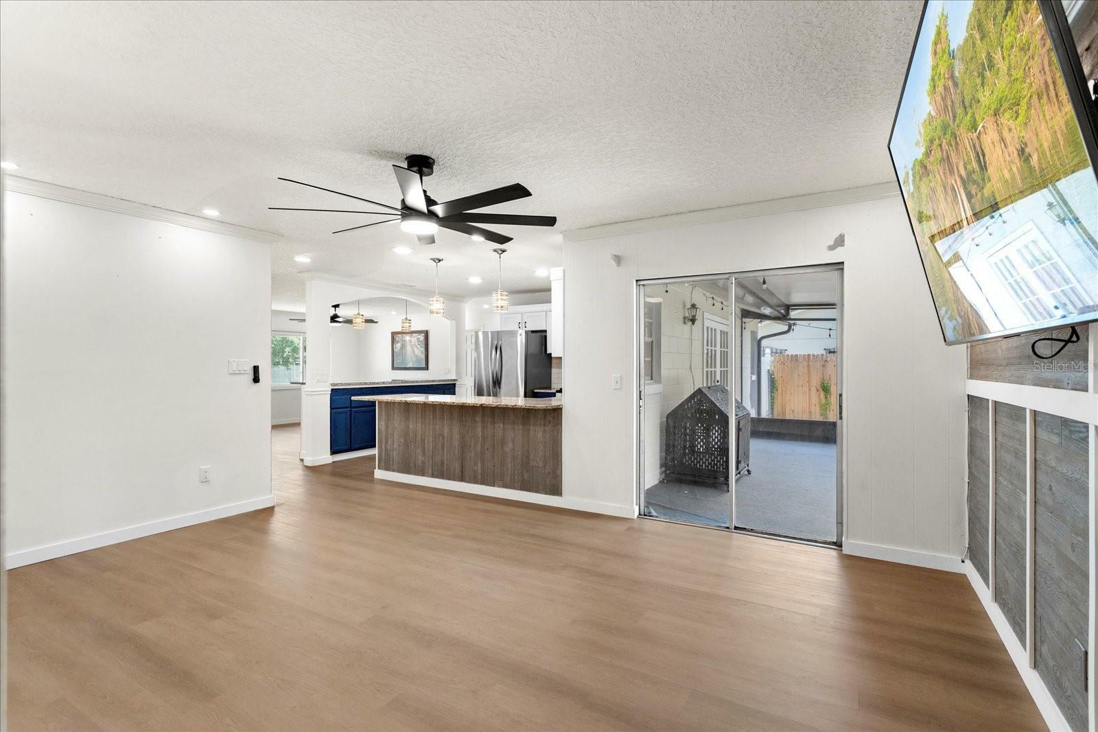 Property Photo: 5338 Tangerine Avenue FL 32792