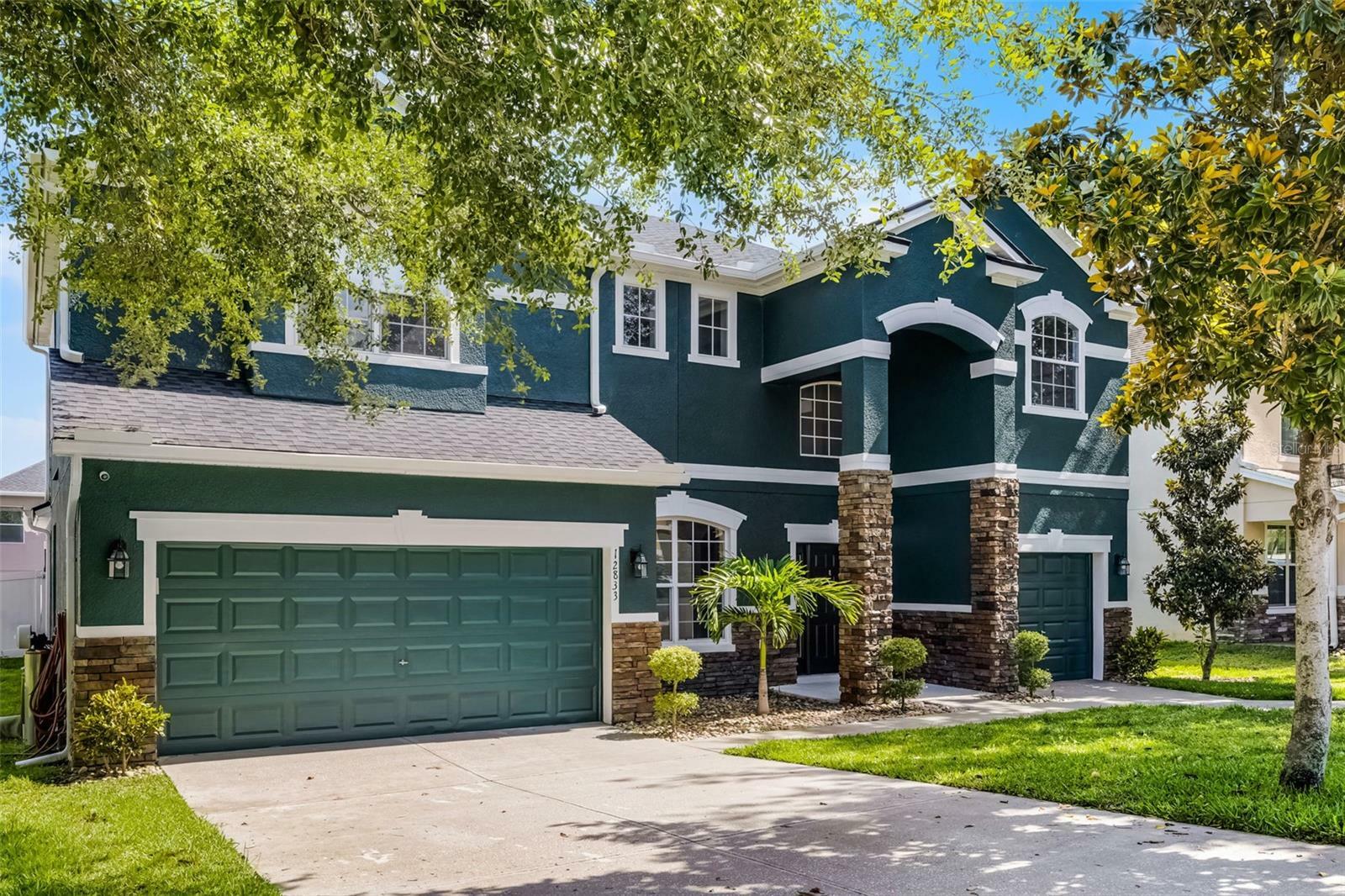 Property Photo: 12833 Hyland Lane FL 34711