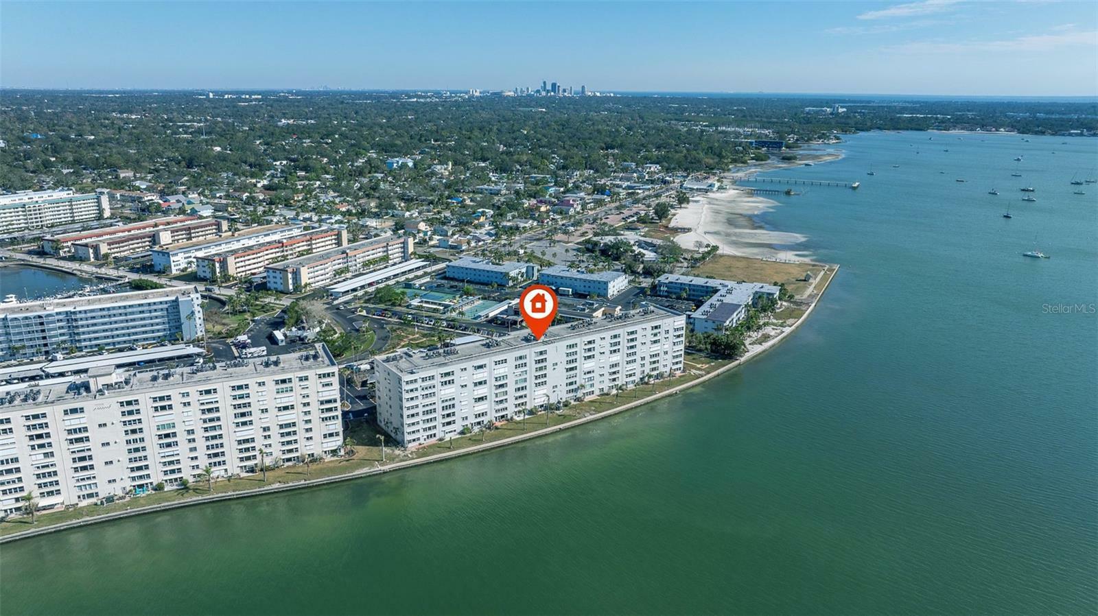 Property Photo: 5900 Shore Boulevard S 512 FL 33707
