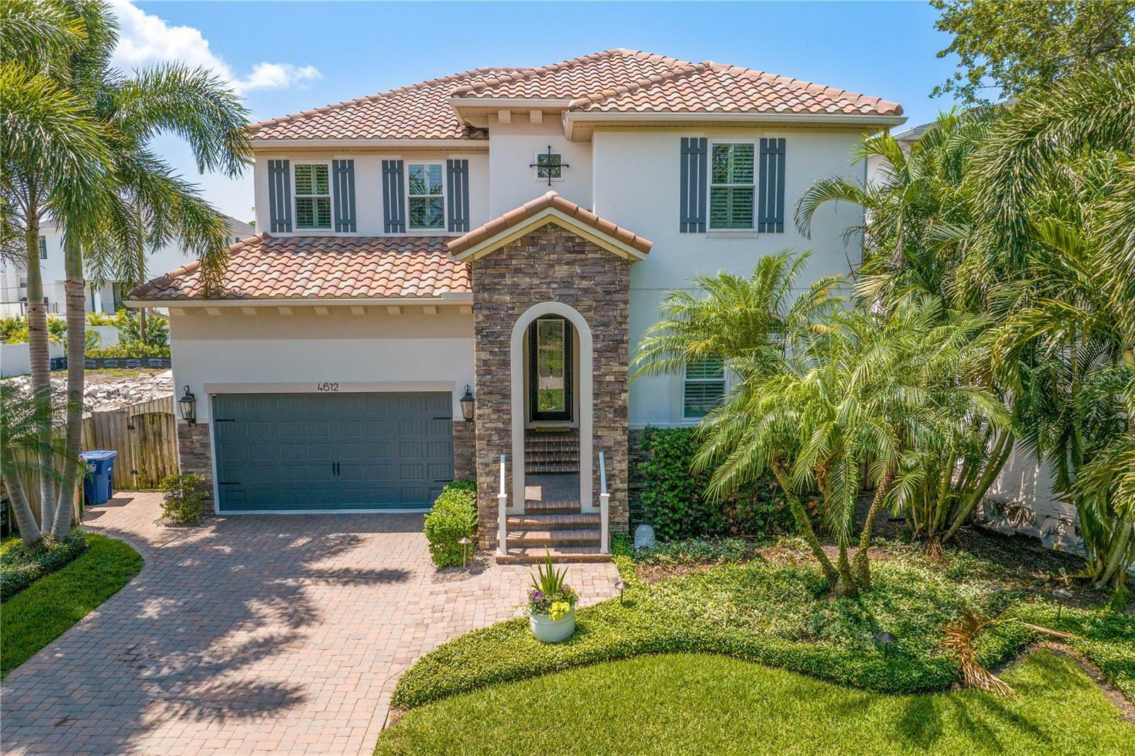 Property Photo: 4612 W Lowell Avenue FL 33629