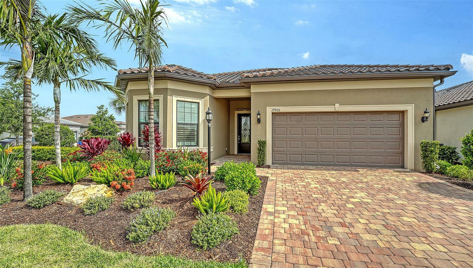 Property Photo: 17905 Waterville Place FL 34202