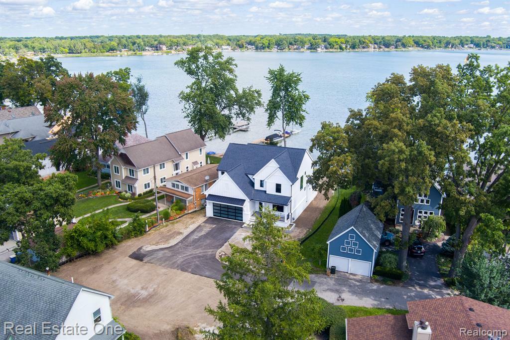 Property Photo: 759 Lyle Drive MI 48327 3052