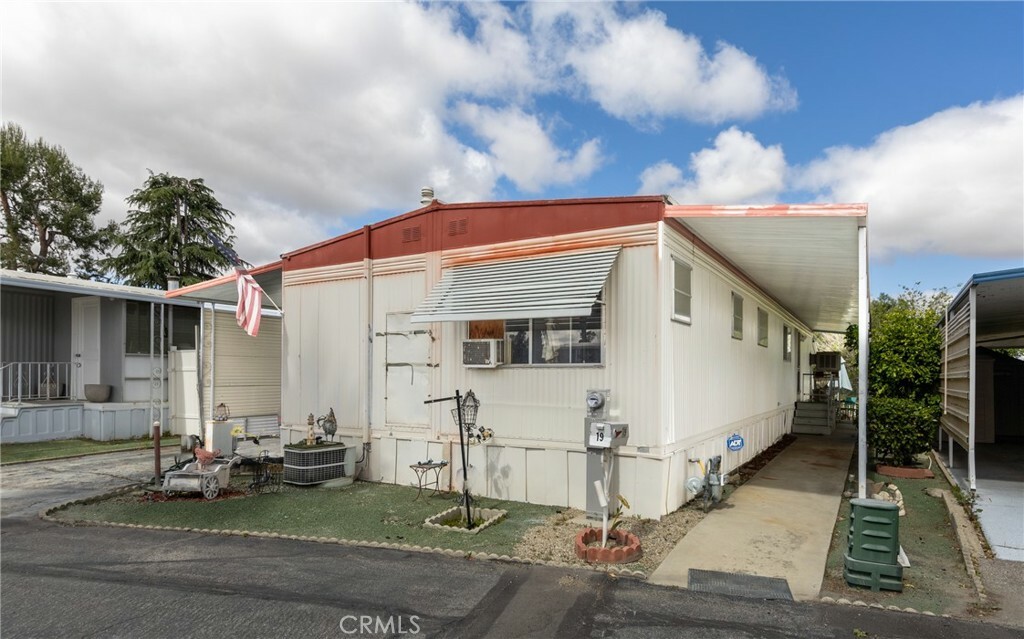 Property Photo: 42751 E Florida Avenue 19 CA 92544