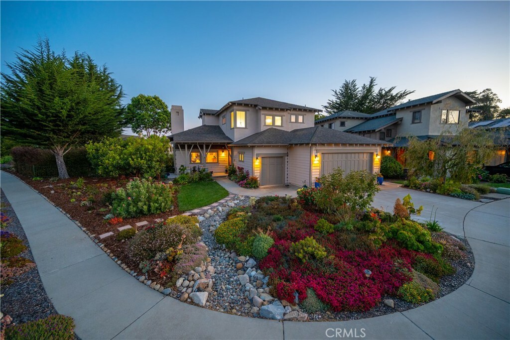 Property Photo:  2301 Sanderling Court  CA 93420 