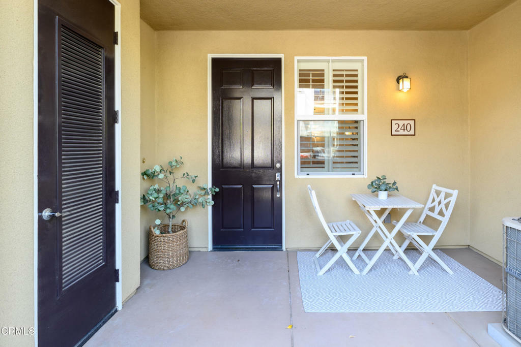 Property Photo: 259 Riverdale Court 240 CA 93012