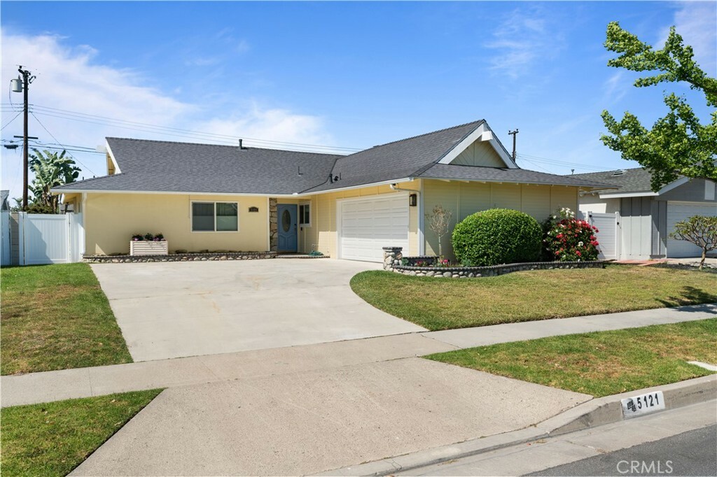 Property Photo: 5121 Howard Avenue CA 90720