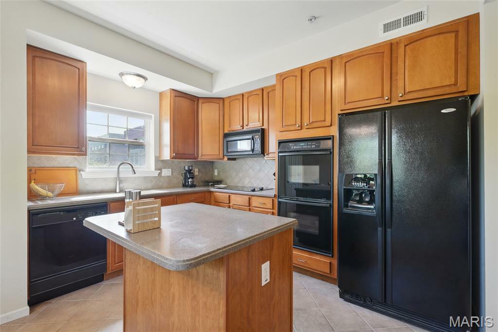 Property Photo: 2 Monarch Trace Court 305 MO 63017