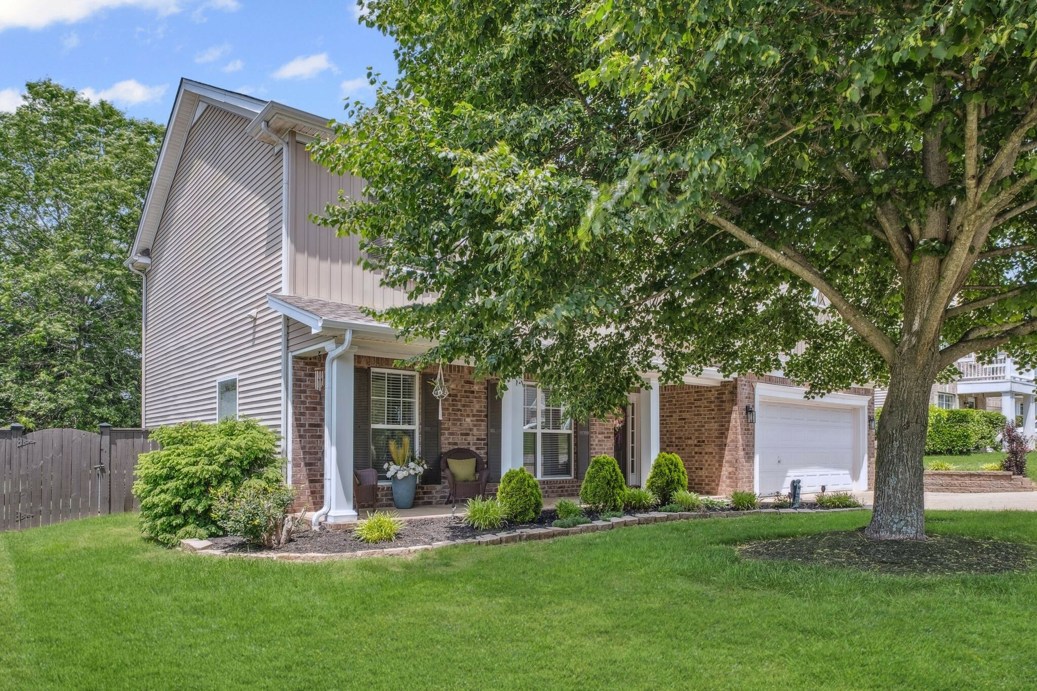 Property Photo: 212 Vintage Cir TN 37075