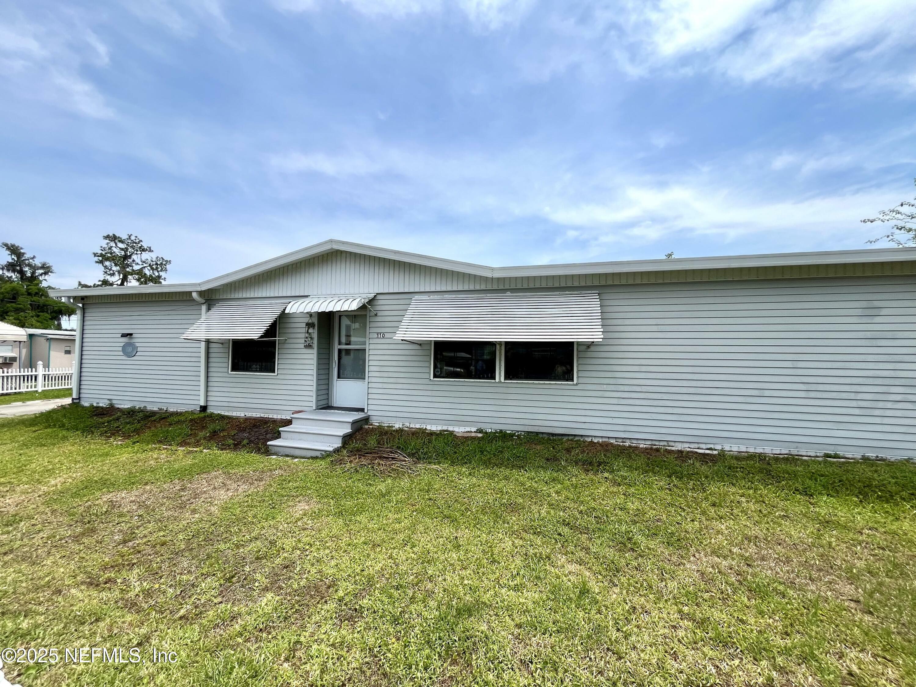 Property Photo: 110 Mulberry Street FL 32189