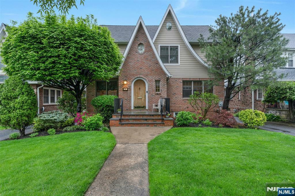 1305 Dickerson Road  Teaneck NJ 07666 photo