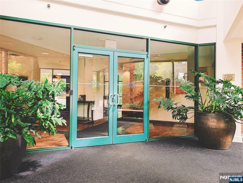 Property Photo:  300 Main Street 216  NJ 07424 
