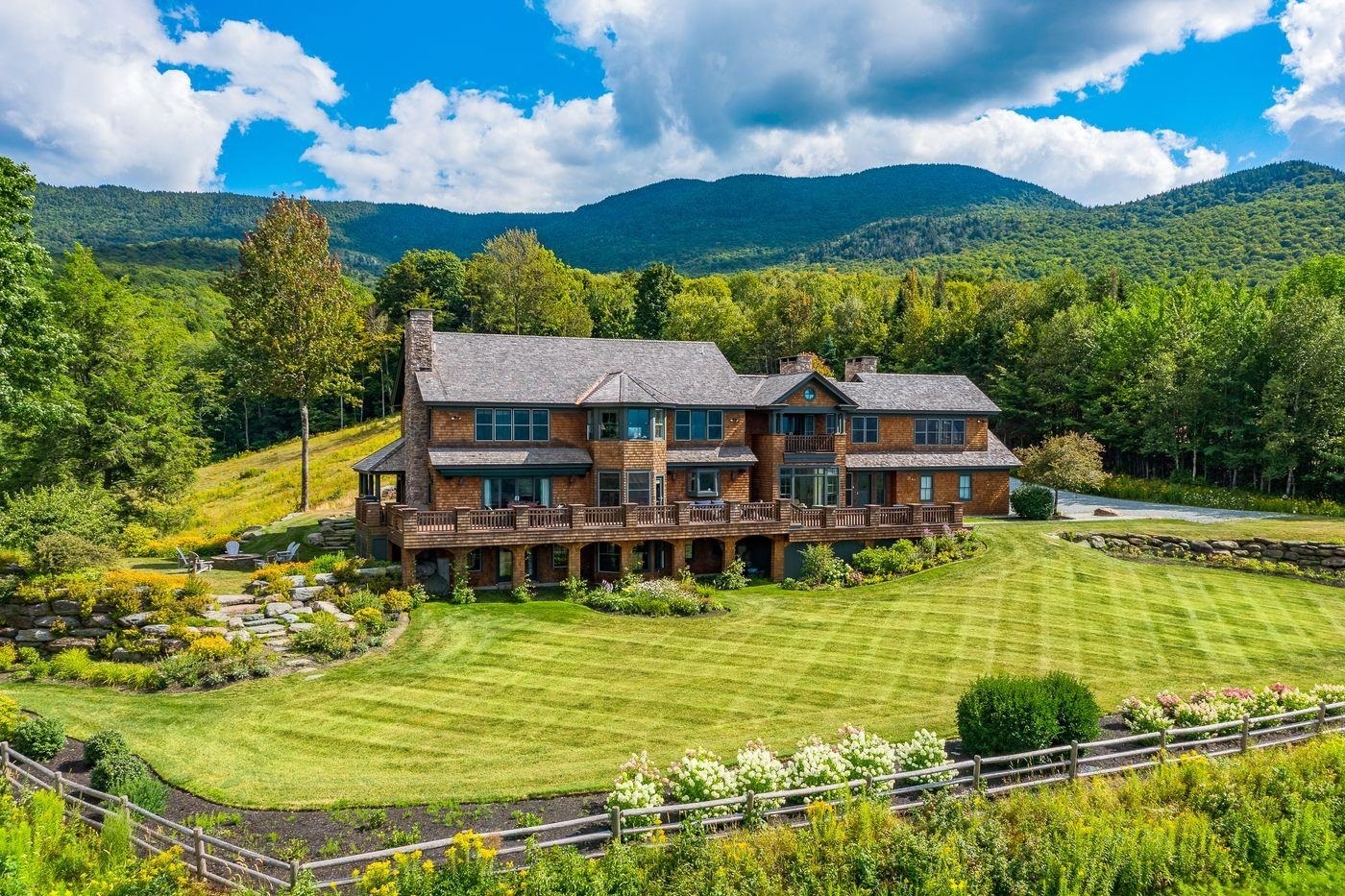 Property Photo: 675 Putnam Forest Road VT 05672