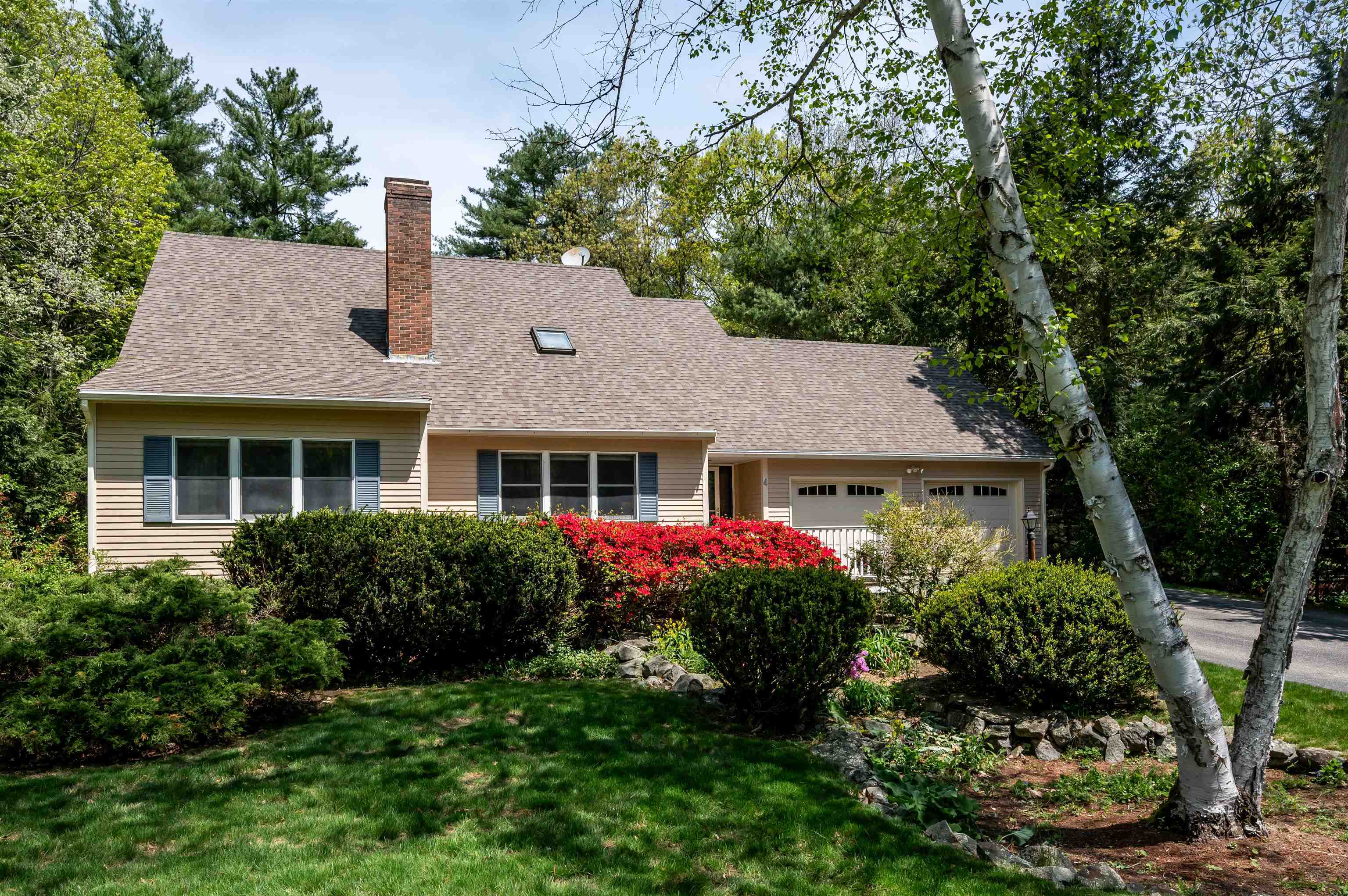 Property Photo: 4 Rocky Lane NH 03824