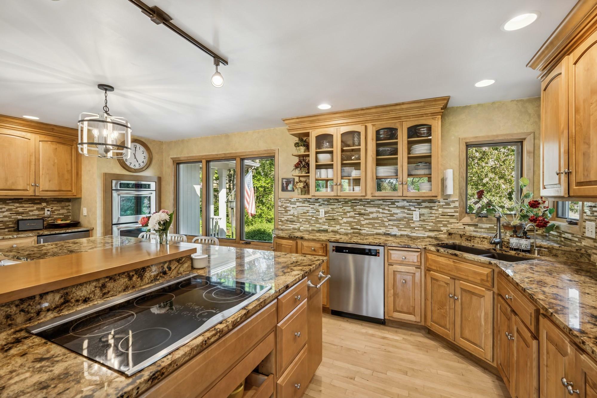 Property Photo: 14 Eldorado Drive MN 55110