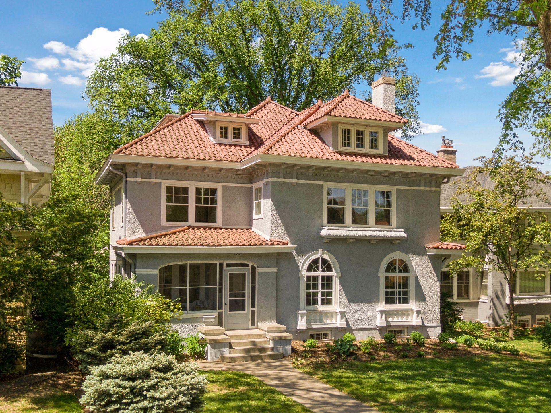 Property Photo: 2204 Newton Avenue S MN 55405