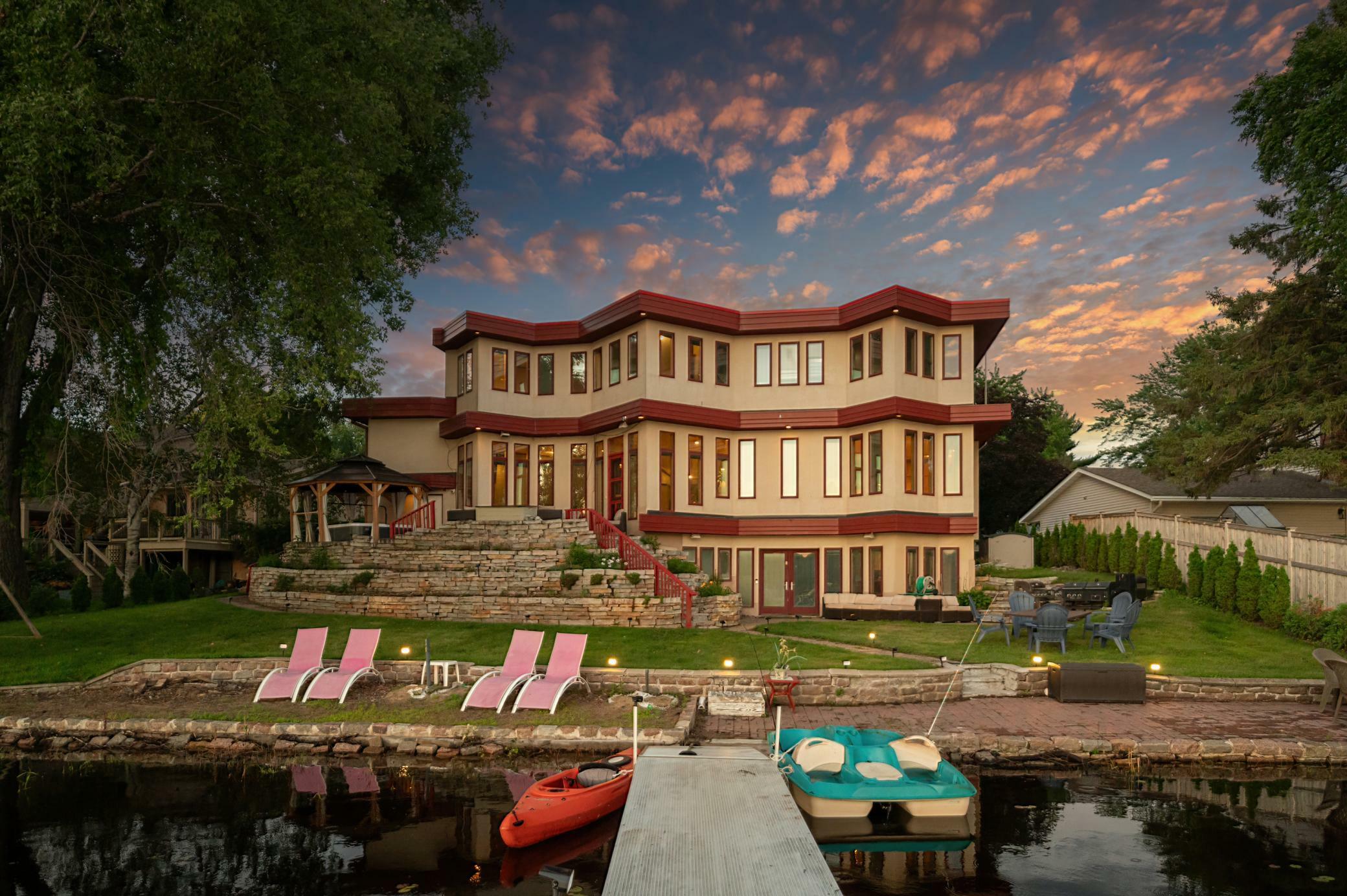 Property Photo: 2182 Lakebrook Drive MN 55112