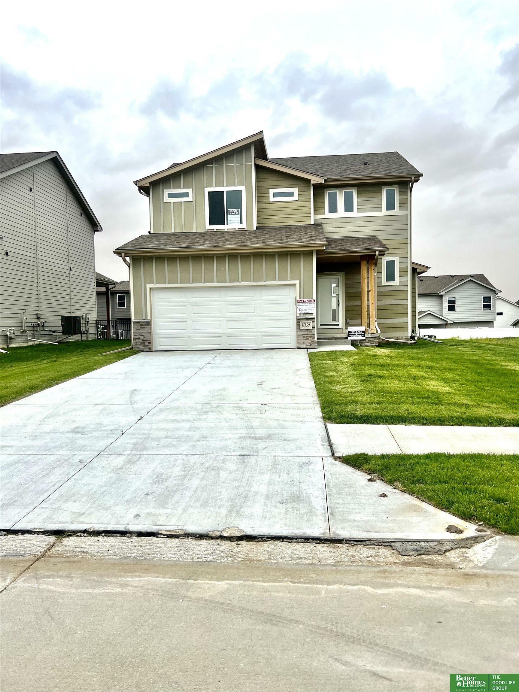 Property Photo: 17604 Willit Street NE 68007