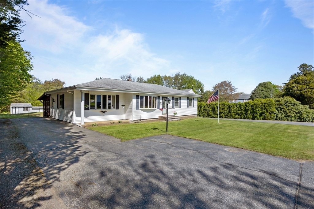 Property Photo:  23 Mulberry Ln  RI 02878 