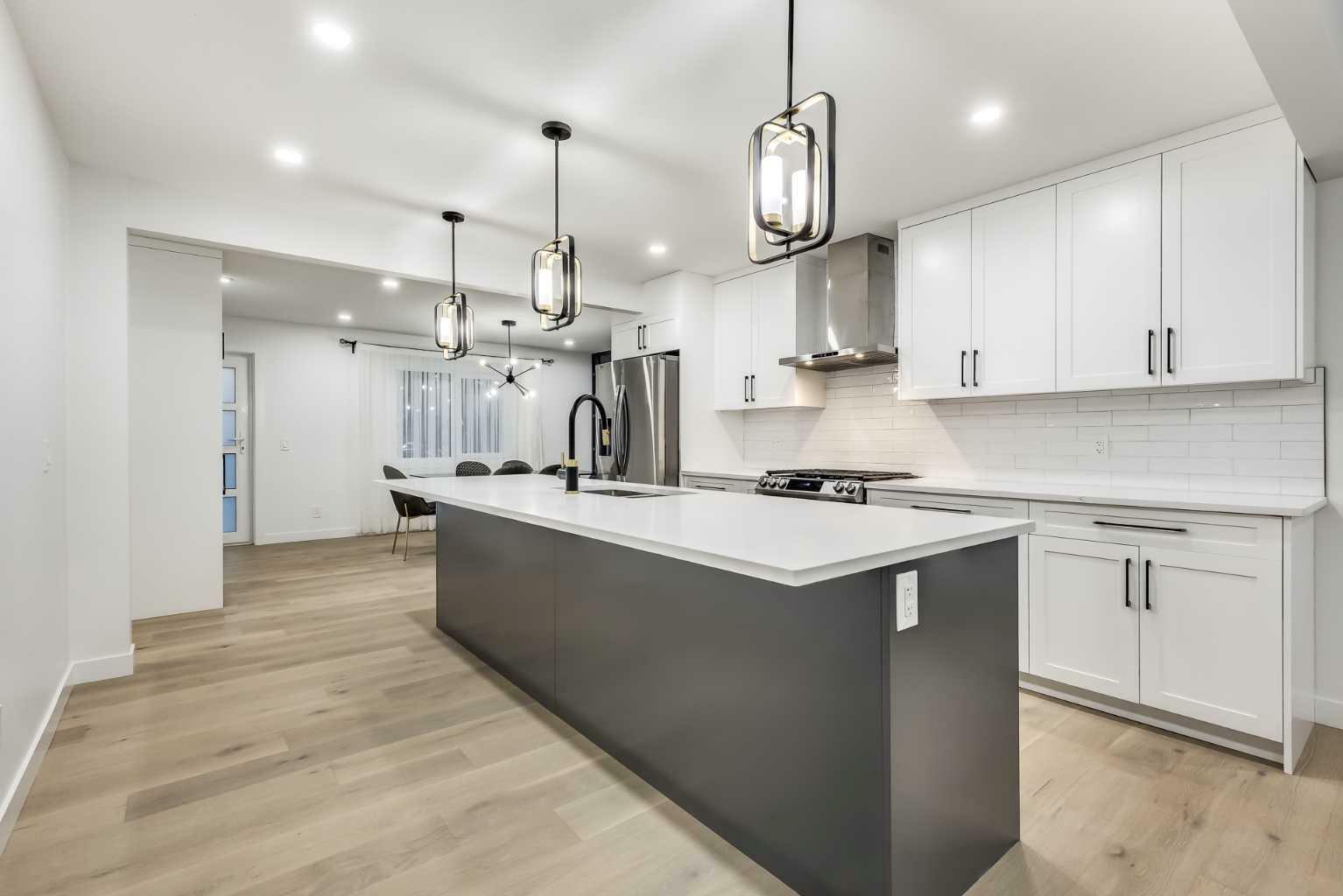 Property Photo: 7216 5 Street SW AB T2V 1B1