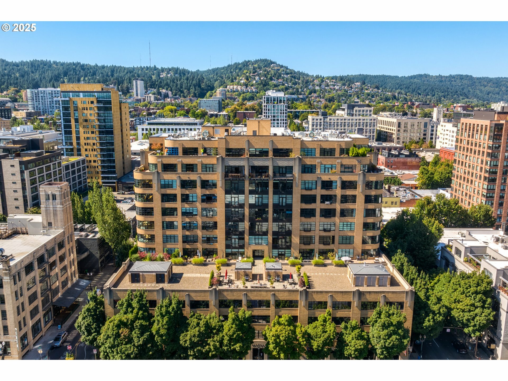 420 NW 11th Ave #1105  Portland OR 97209 photo
