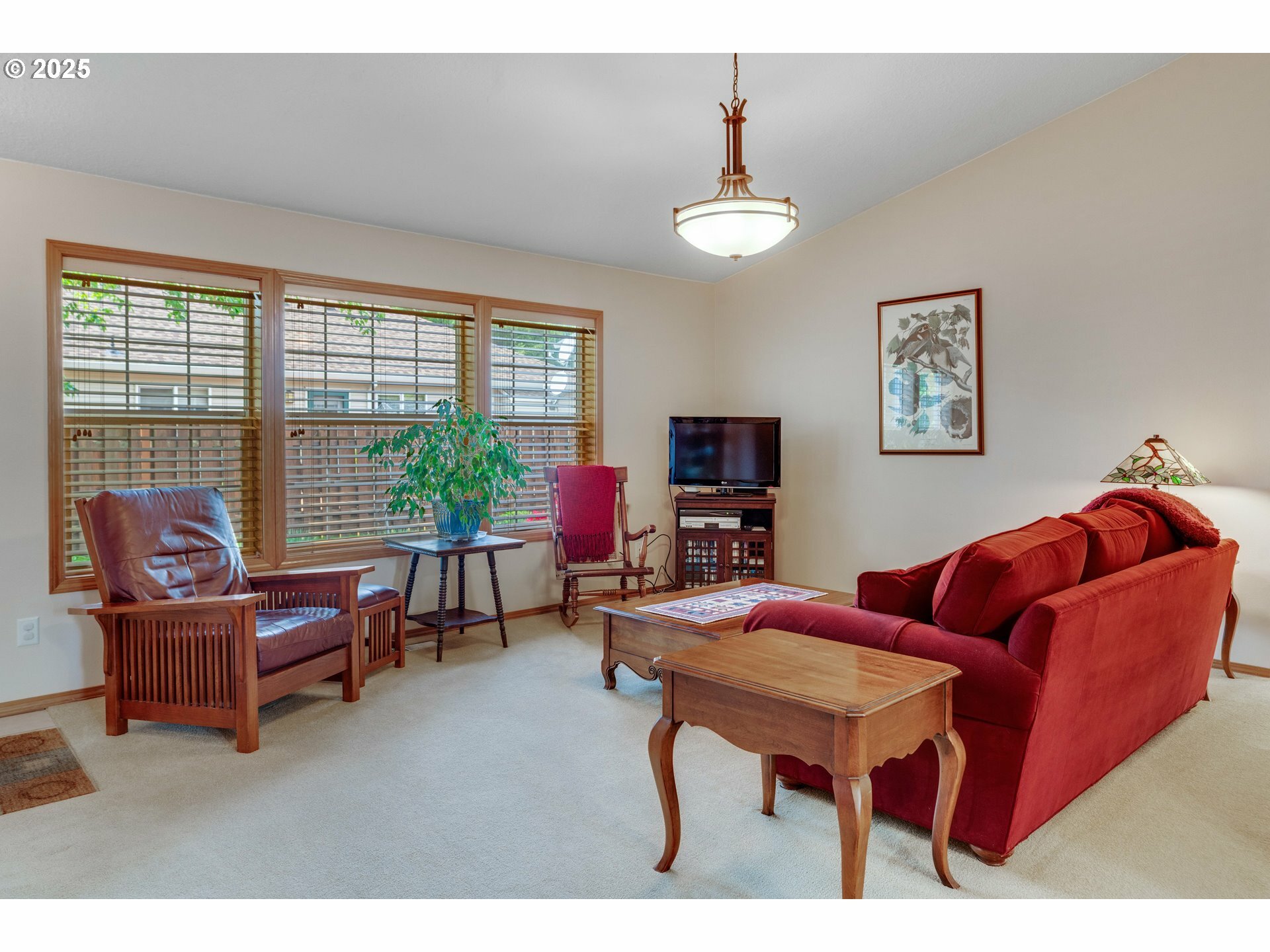 Property Photo: 3216 NE 110th Pl OR 97220