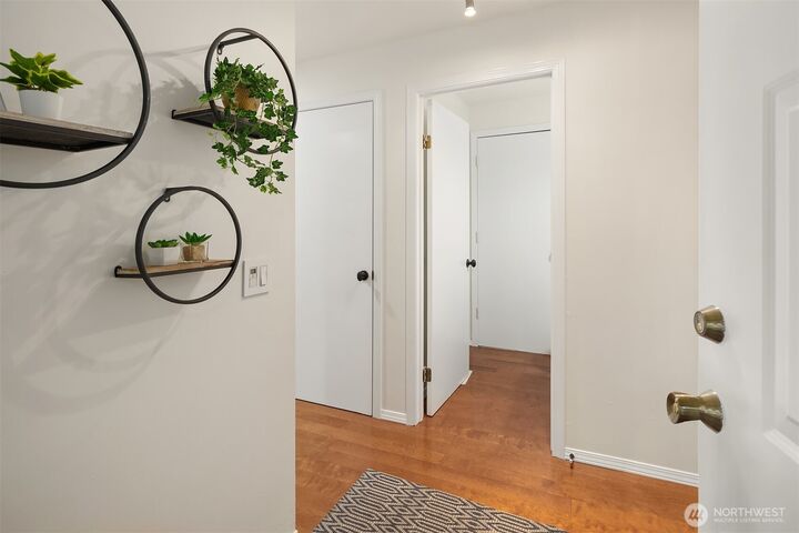 Property Photo:  8005 NE 150th St  WA 98028 