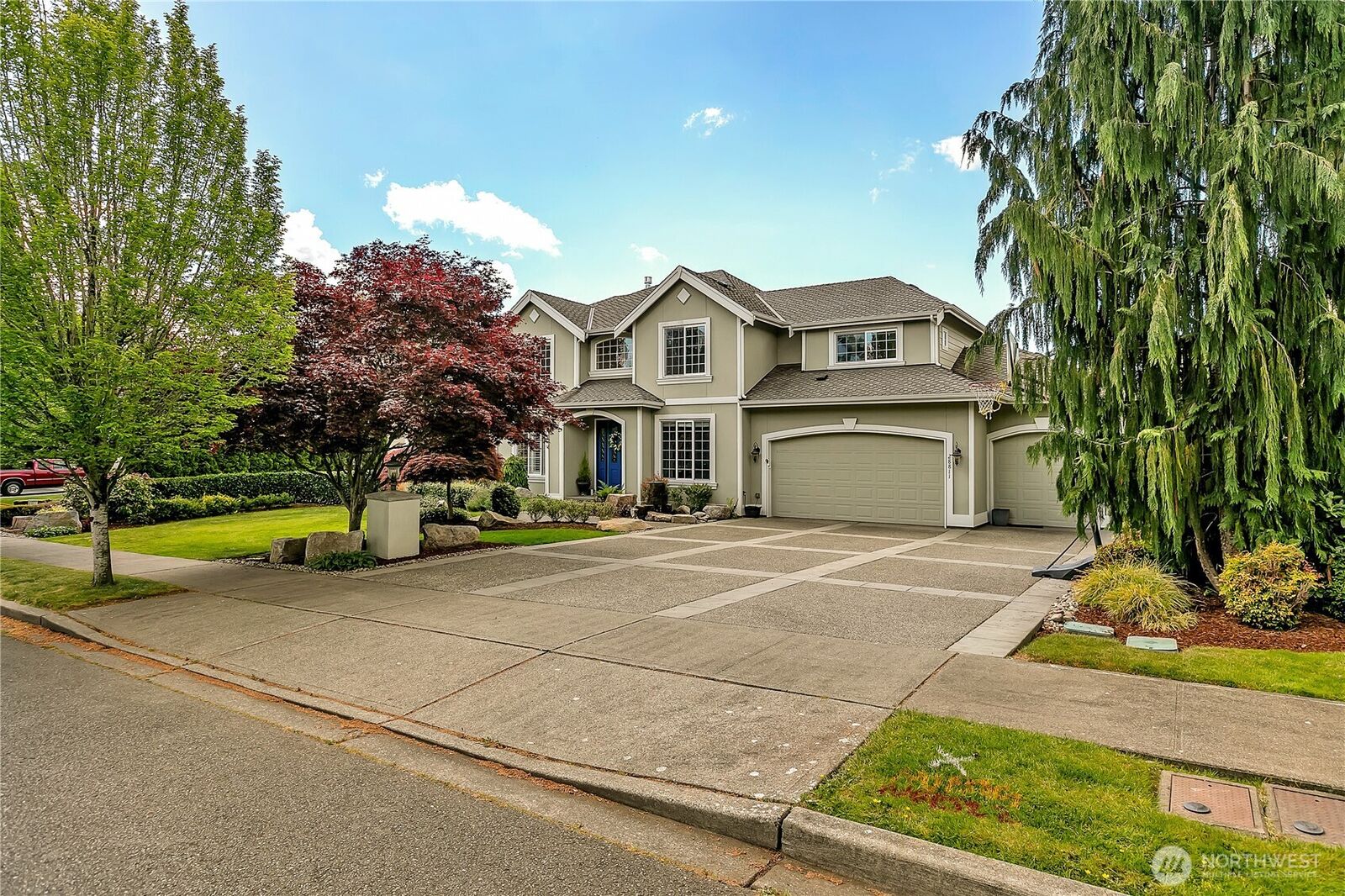 Property Photo:  28811  118th Avenue SE  WA 98092 