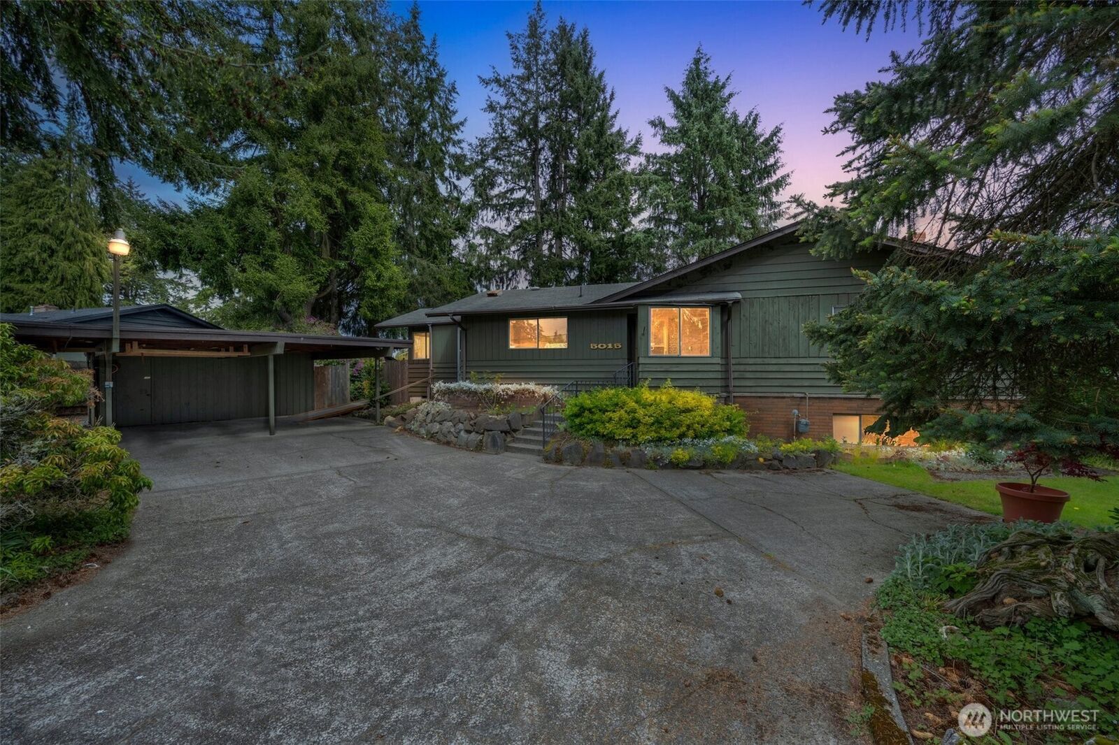 Property Photo:  5015 N 22nd Street  WA 98406 
