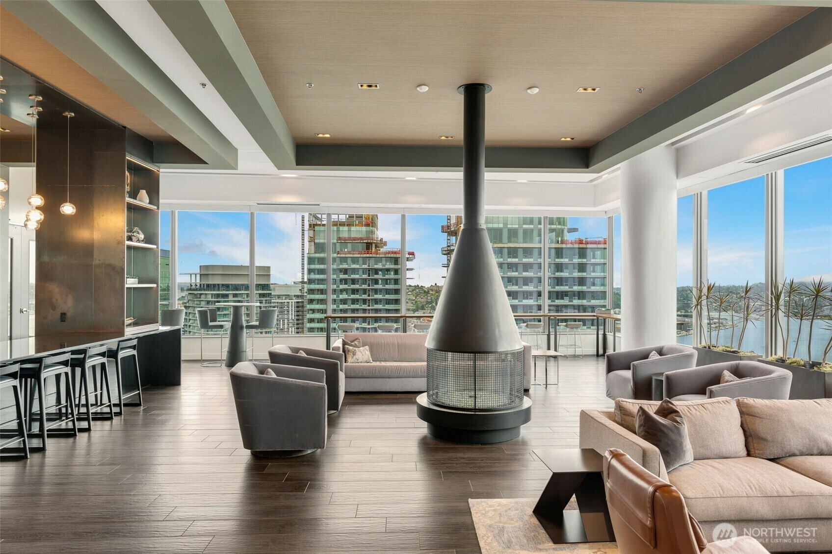 Property Photo: 1808 Minor Avenue 301 WA 98101