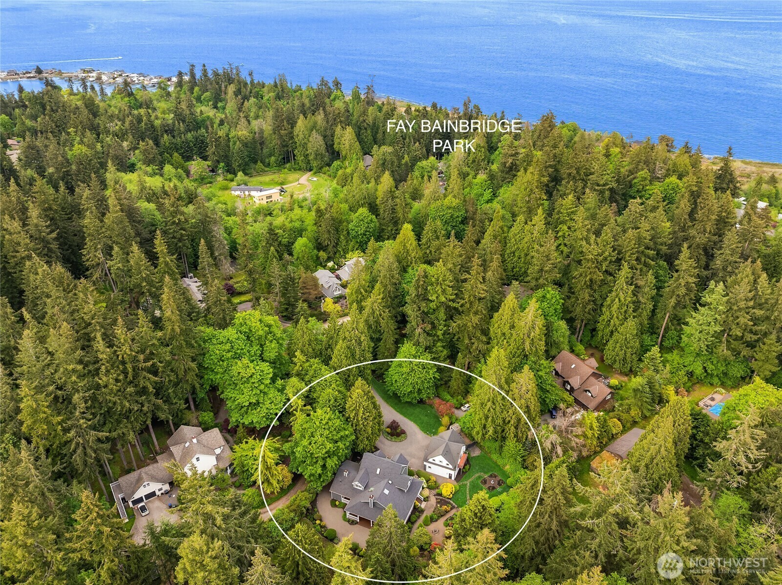 Property Photo: 10259 & 10261 NE Sunrise Place WA 98110